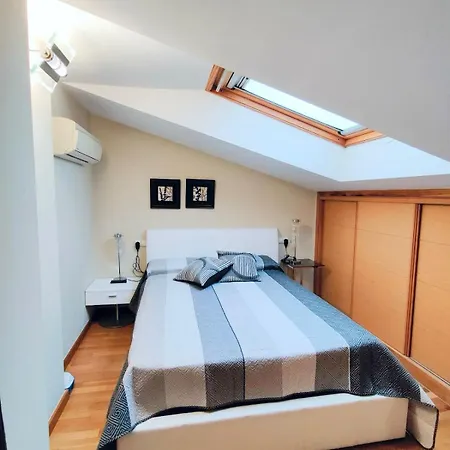 Moderno Duplex En Centro By Bebalmy Cambados